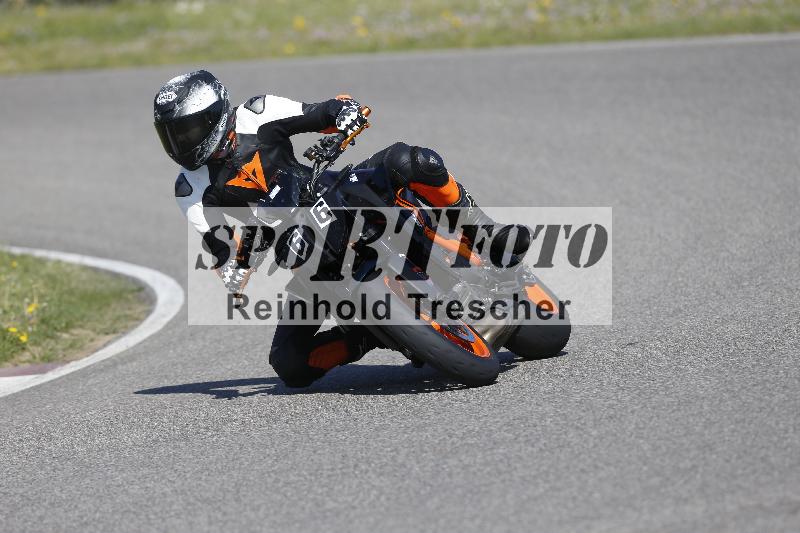 /10 20.04.2026  Pluess Moto Sport ADR/Freies Fahren/66